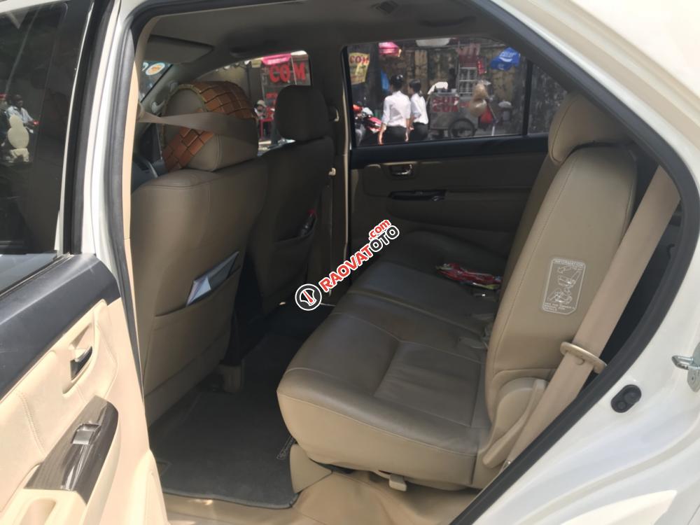 Cần bán gấp Toyota Fortuner đời 2015, màu trắng, xe nhập giá cạnh tranh-4