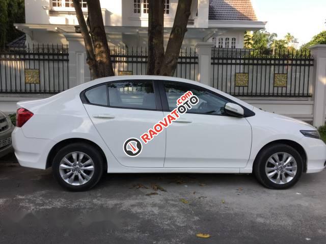 Bán xe Honda City 1.5 năm 2014, màu trắng như mới-0