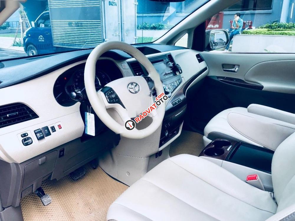 Bán xe Toyota Sienna XLE Limited 2010, nhập khẩu nguyên chiếc-2