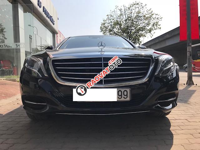 Bán chiếc xe chính chủ Mercedes S500 năm 2015, màu đen, rất đẹp-0