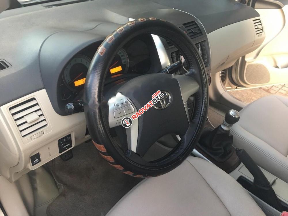 Cần bán xe Toyota Corolla altis đời 2013, xe gia đình, 520 triệu-2