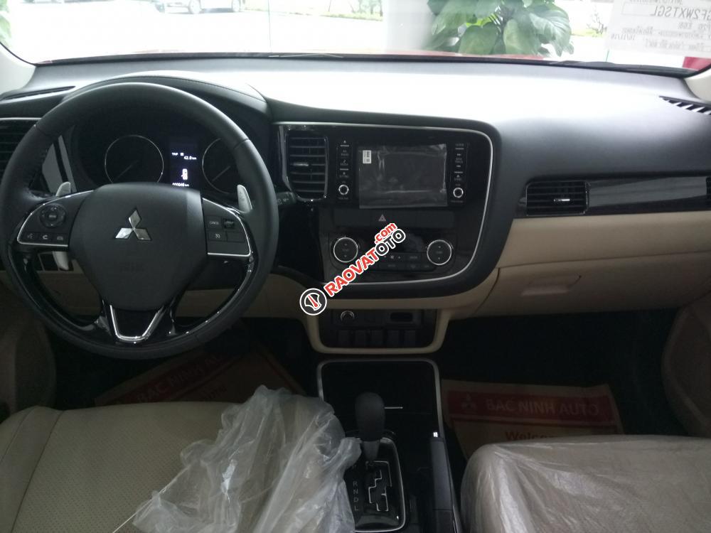 Bán xe Outlander 2.4 mới 100%, màu trắng, xám, hỗ trợ trả góp, giá tốt-4