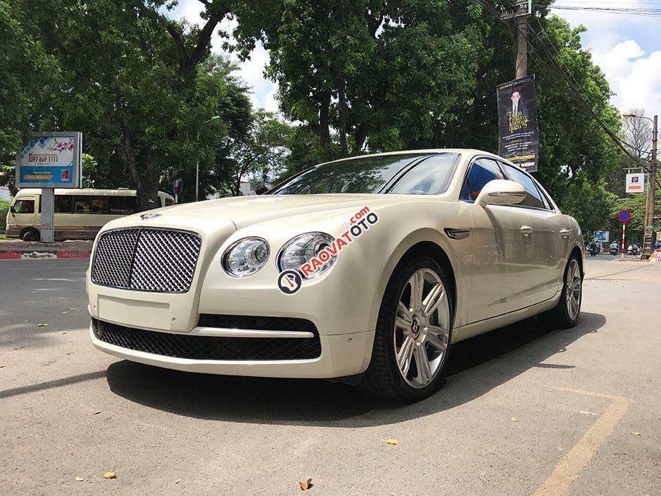 Cần bán xe Bentley Continental Flying Spur 2016, màu trắng, xe nhập-1