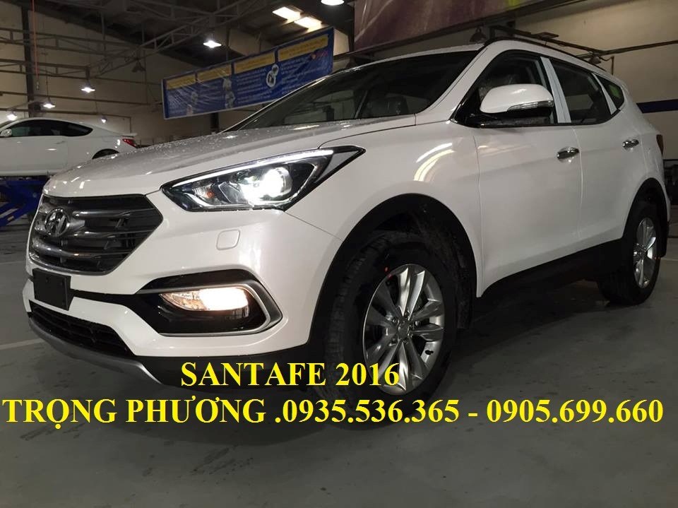 Bán xe Hyundai Santa Fe đời 2017, màu trắng, nhập khẩu-9