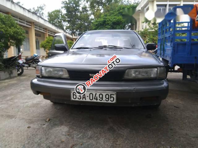 Bán Toyota Camry đời 1988, màu xám, giá tốt-2