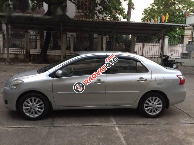 Bán xe Toyota Vios đời 2012, màu bạc chính chủ-1