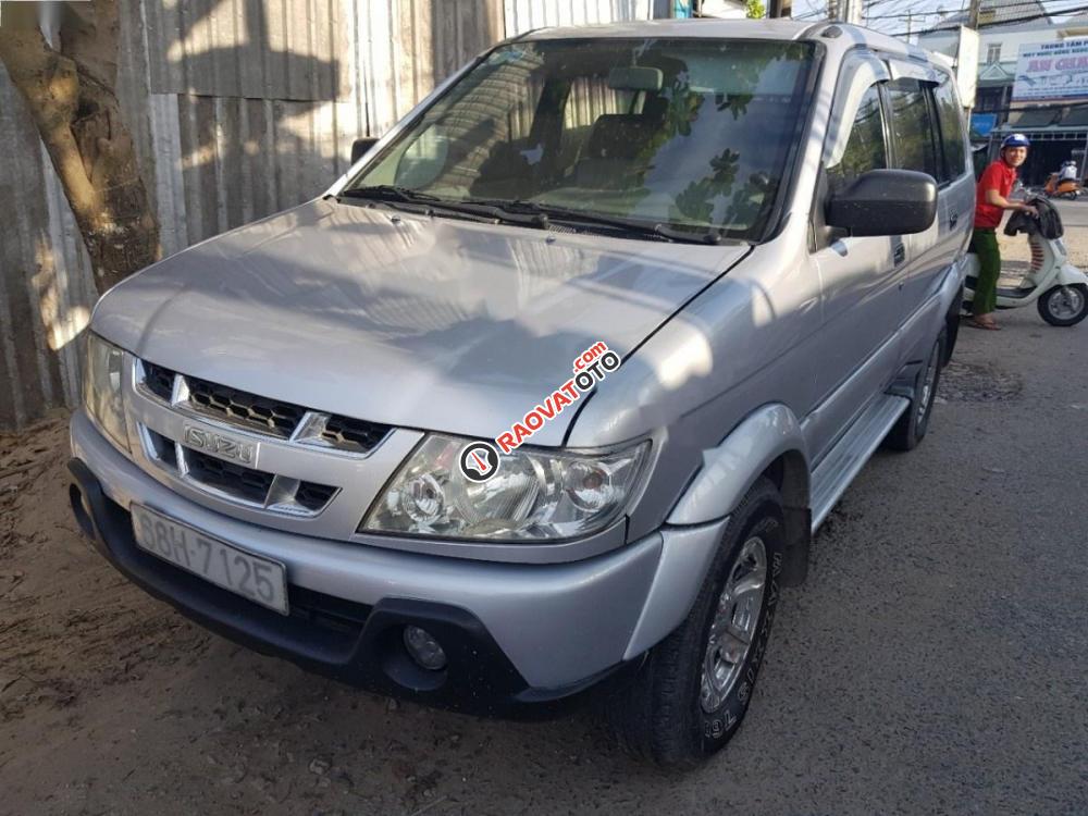 Cần bán xe Isuzu Hi lander đời 2006, màu bạc, xe gia đình, giá cạnh tranh-0