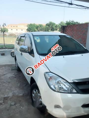 Bán gấp Toyota Innova đời 2007, màu trắng, 250tr-3