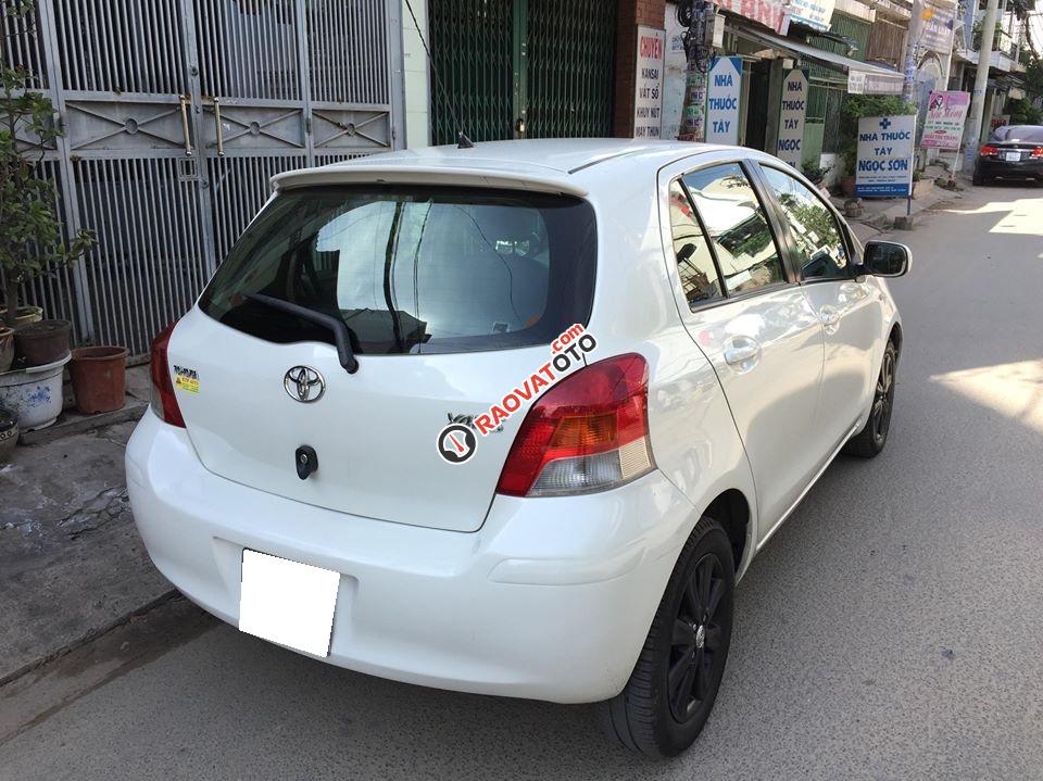 Nhà cần bán Toyota Yaris 2010 1.3AT màu trắng, NK Nhật Bản-7