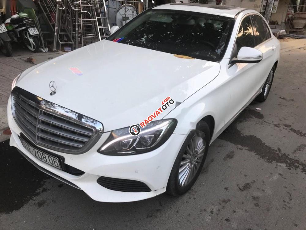 Bán Mercedes C250 Exclusive đời 2015, màu trắng-0