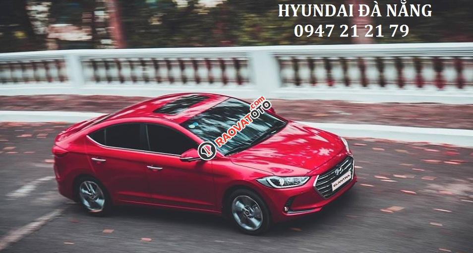 Xe Hyundai Elantra đời 2018 màu đỏ- Đà Nẵng, giá sốc, giảm giá 80 triệu, rẻ nhất thị trường-1