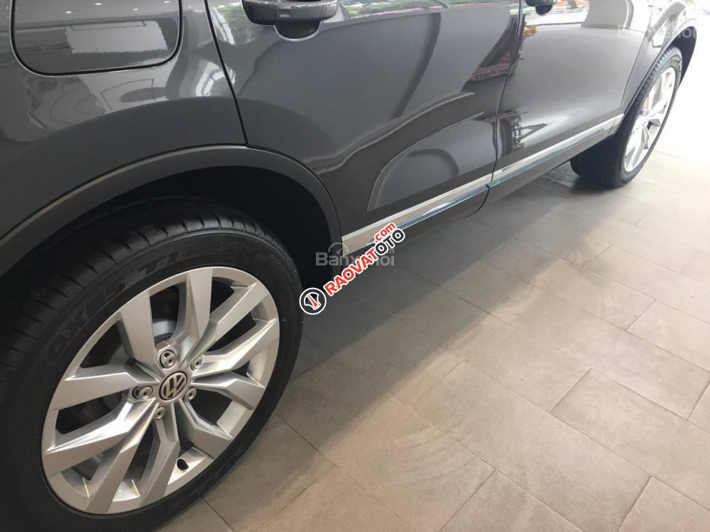 Bán Volkswagen Touareg GP đời 2014, màu xám (ghi), nhập khẩu Đức. LH Hương 0902.608.293, cam kết giá tốt nhất-12