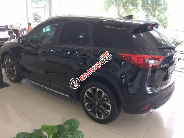 Cần bán Mazda CX 5 đời 2017, màu đen-0