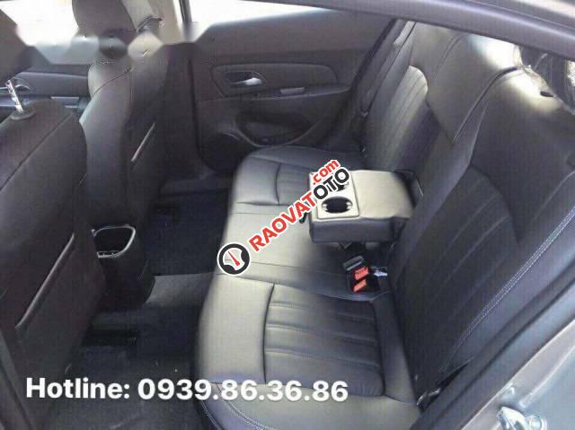 Cần bán xe Chevrolet Cruze LT sản xuất 2017, màu trắng-5