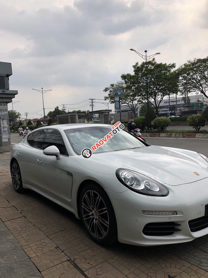 Bán ô tô Porsche Panamera sản xuất 2014, màu trắng, nhập khẩu-1