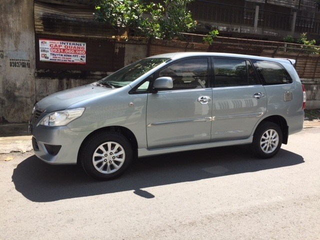 Bán ô tô Toyota Innova đời 2012, xe nhập-1