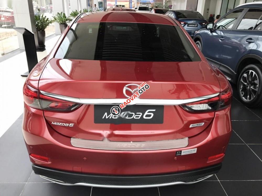 Bán xe Mazda 6 2.0L Premium đời 2017, màu đỏ, giá 879tr-6
