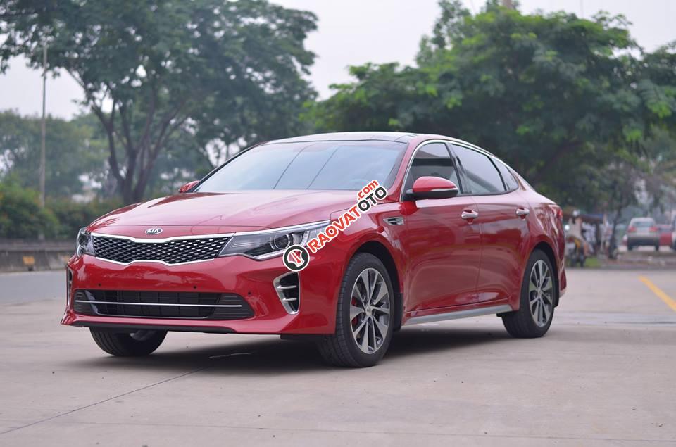 Cần bán Kia Optima 2.0 AT GT đời 2017-0