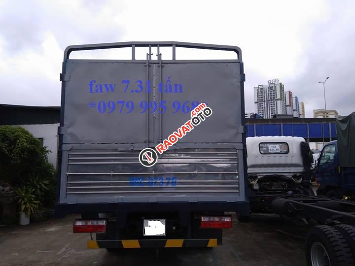 Bán xe tải FAW 7,31 tấn, thùng mui bạt dài 6,25m, cabin hiện đại-5