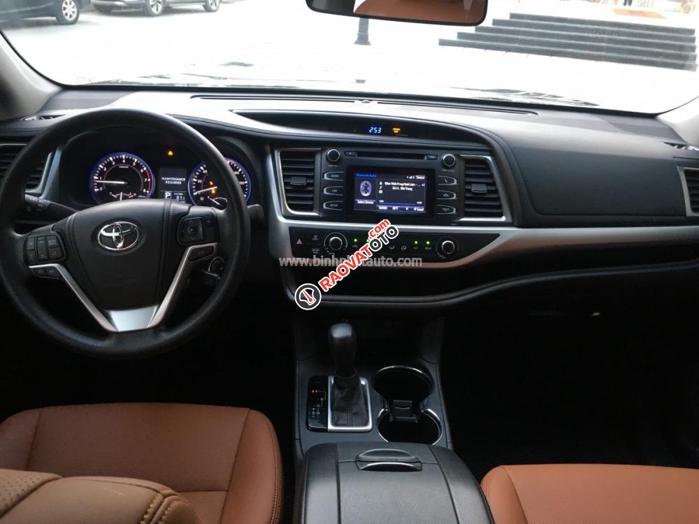 Bán ô tô Toyota Highlander LE đời 2014, màu đen, xe nhập-3