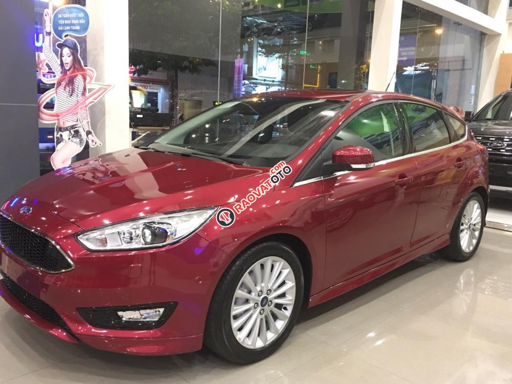 Bán ô tô Ford Focus Trend đời 2017, màu đỏ-3