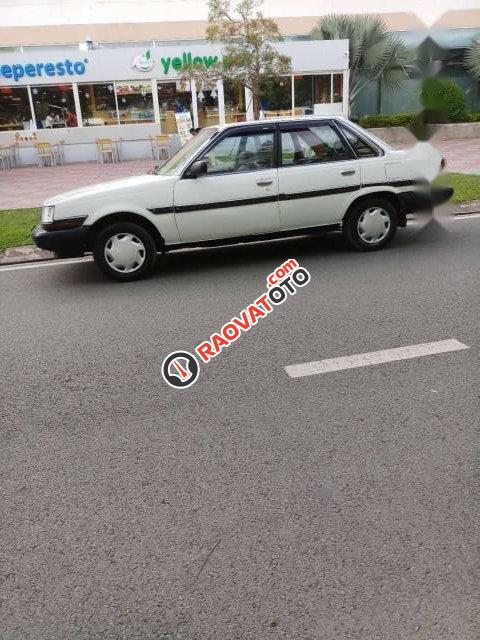 Bán xe Toyota Corona đời 1984, màu trắng, nhập khẩu nguyên chiếc-2