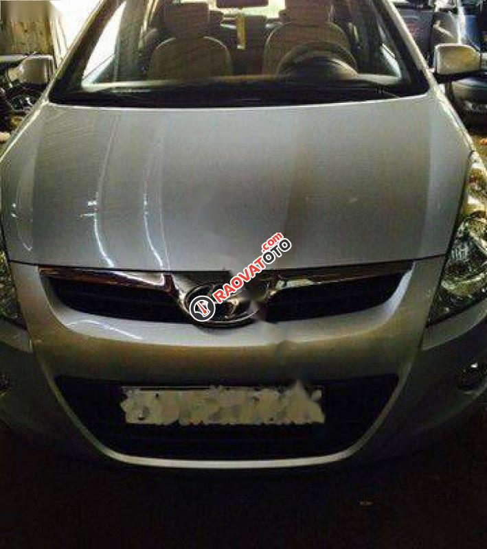 Cần bán lại xe Hyundai i20 đời 2010, màu bạc, nhập khẩu nguyên chiếc, xe gia đình-0