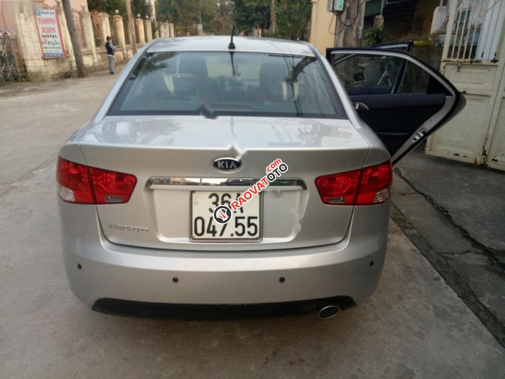 Cần bán Kia Cerato 1.6MT đời 2010, màu bạc, nhập khẩu nguyên chiếc, giá cạnh tranh-5