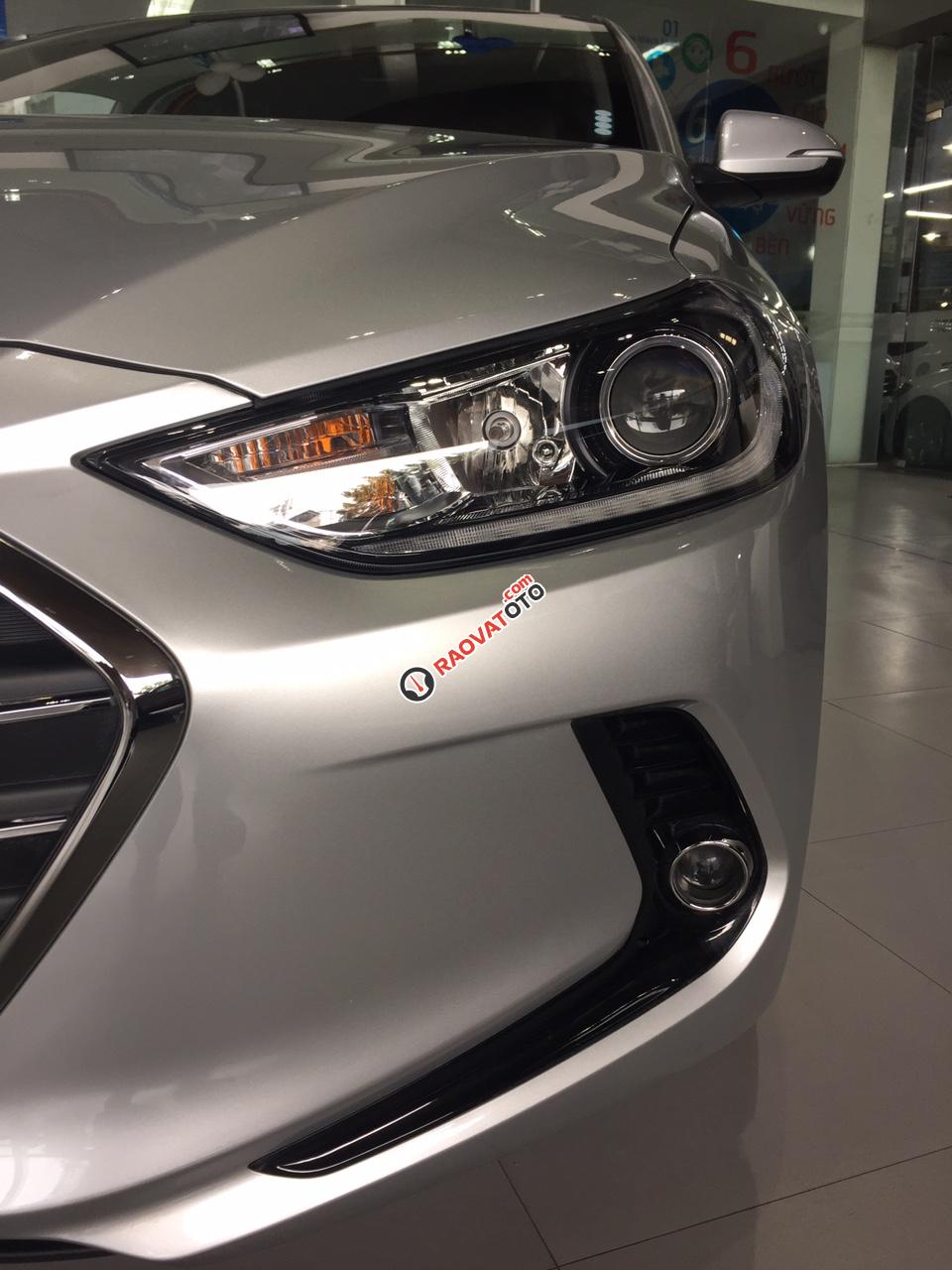 Hyundai Elantra 2017, màu bạc, nhập khẩu, Lh: 0902965732 - Hữu Hân-10