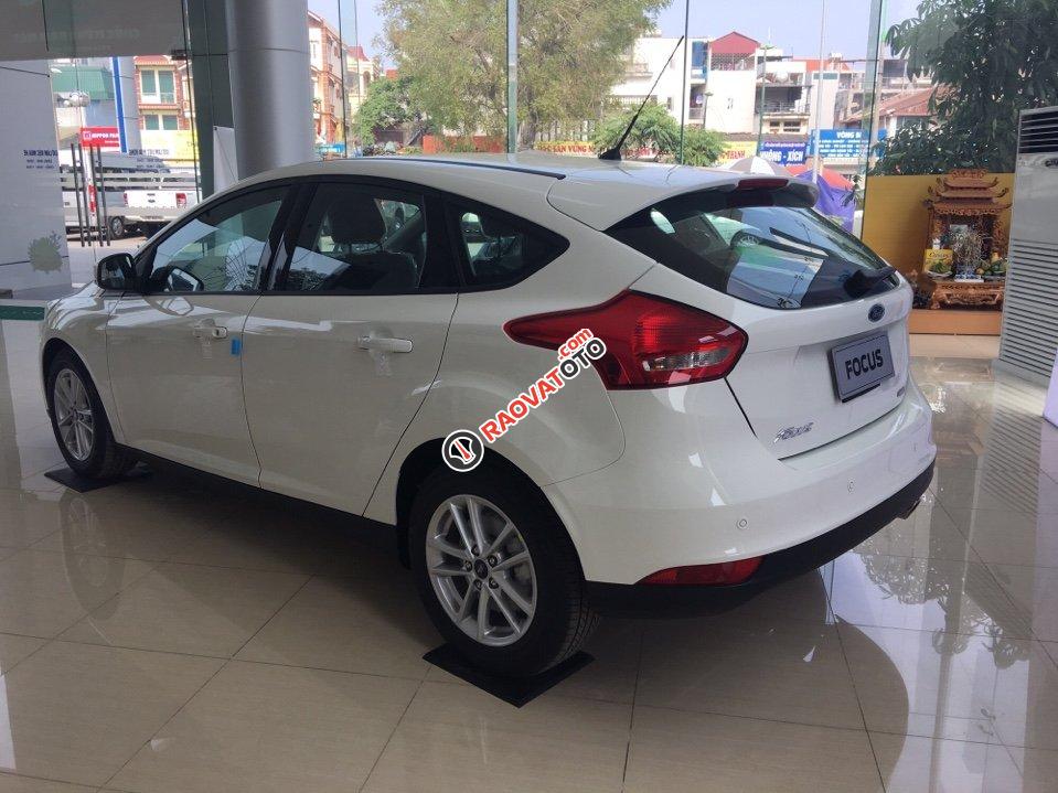 Bán Ford Focus 1.5L Ecoboost (xe mới nhất)! Giá xe chưa giảm - Hotline Bán xe Ford: 093.114.2545 - 097.140.7753-0