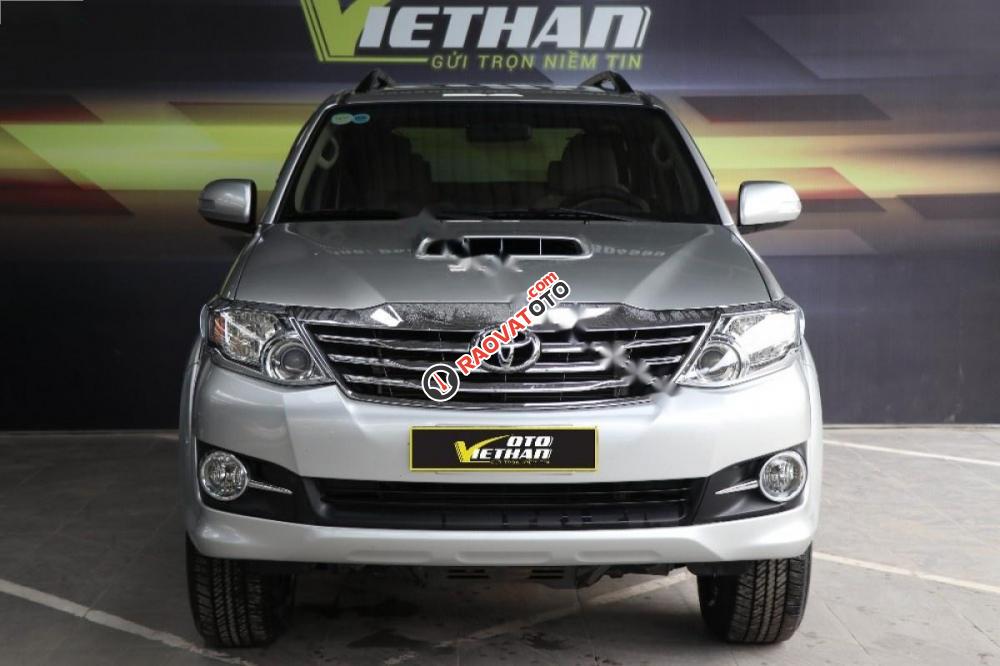 Xe Toyota Fortuner 2.5G 2015-0