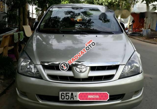 Cần bán gấp Toyota Innova đời 2006, 340 triệu-1