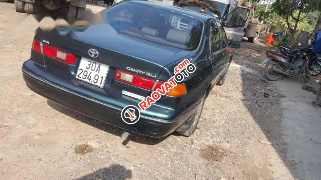 Bán Toyota Camry 2.2 đời 1998 chính chủ, giá 195tr-0