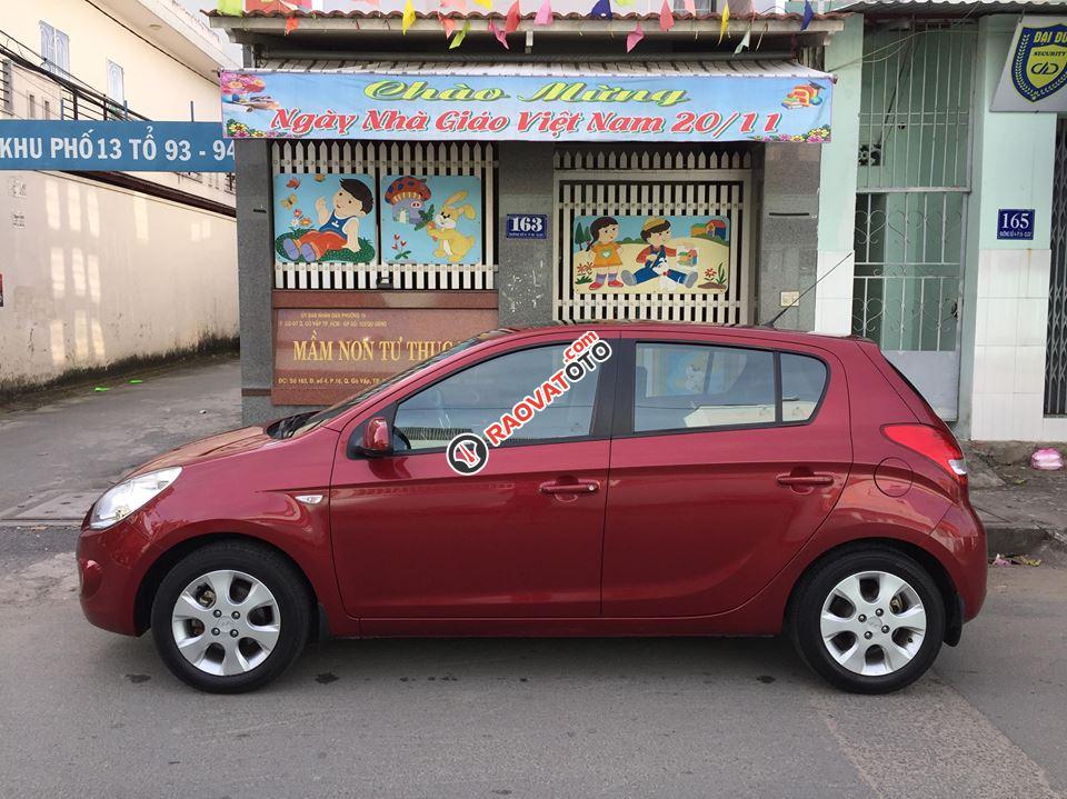 Nhà mình cần bán xe Hyundai I20 AT màu đỏ 2012-0