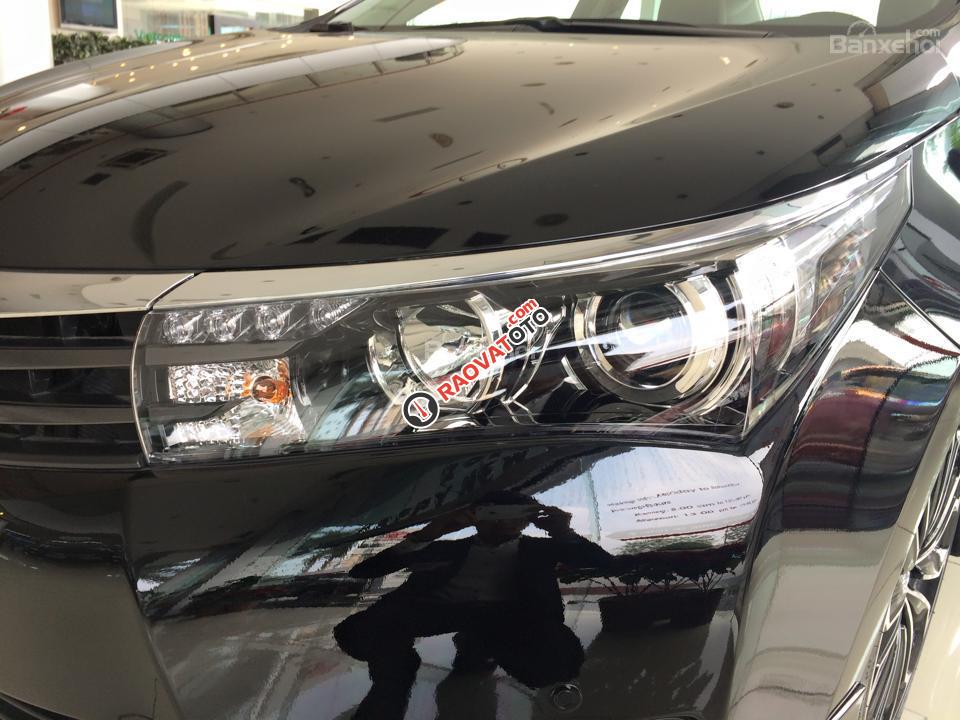 Bán ô tô Toyota Corolla Altis 1.8G (CVT) năm 2018, màu đen, tặng gói hỗ trợ trị giá 30 triệu, LH em Hùng 0911.404.101-0