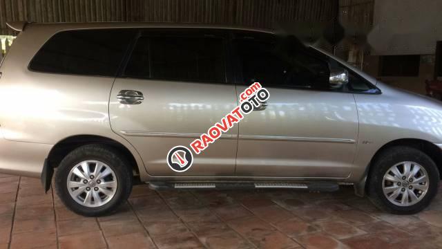 Bán Toyota Innova đời 2010, màu bạc -3