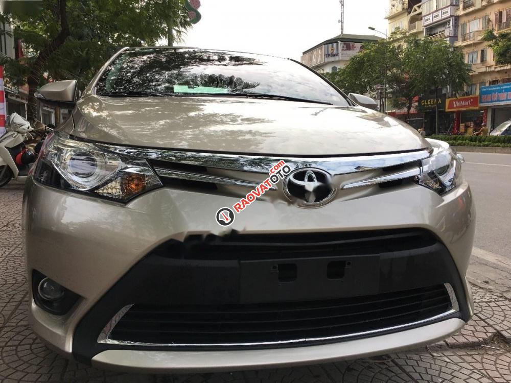 Cần bán gấp Toyota Vios G đời 2017, màu vàng số tự động, giá tốt-1