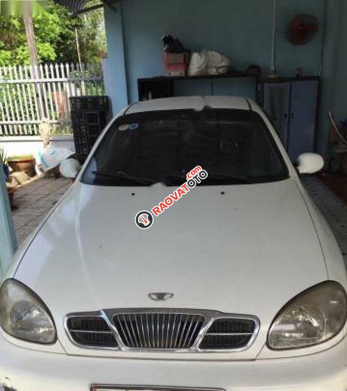 Cần bán xe Daewoo Lanos đời 2001, màu trắng, giá 79tr-3