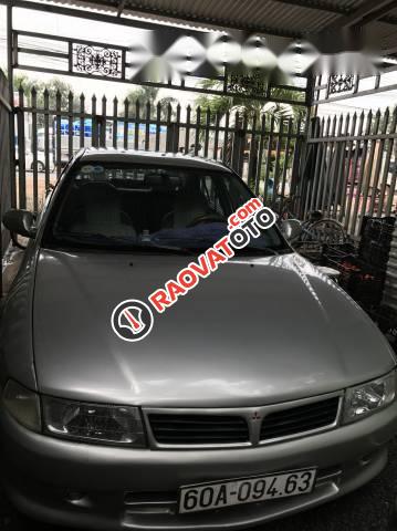 Cần bán gấp Mitsubishi Lancer đời 2001, màu bạc chính chủ-0