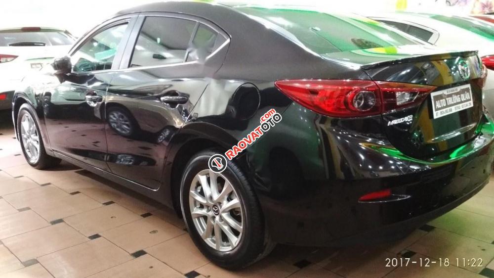 Cần bán xe Mazda 3 2016, màu đen, giá 618tr-9