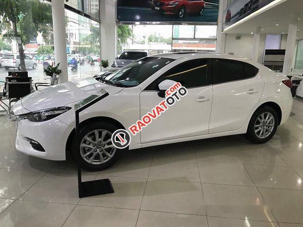 Bán ô tô Mazda 3 đời 2017, màu trắng-2