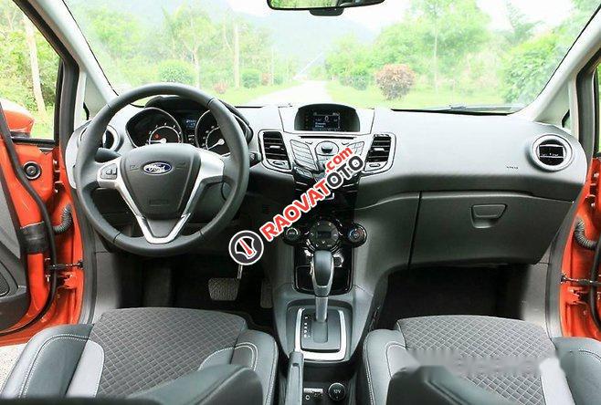 Cần bán xe Ford Fiesta 1.0 đời 2017, giá 575tr-8