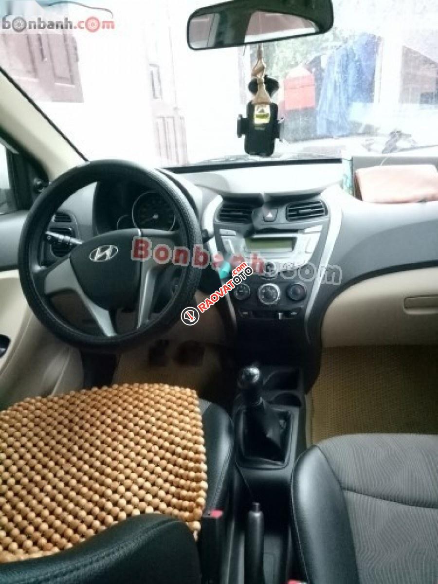 Cần bán xe Hyundai Eon 2011, màu trắng, xe nhập, 200tr-1