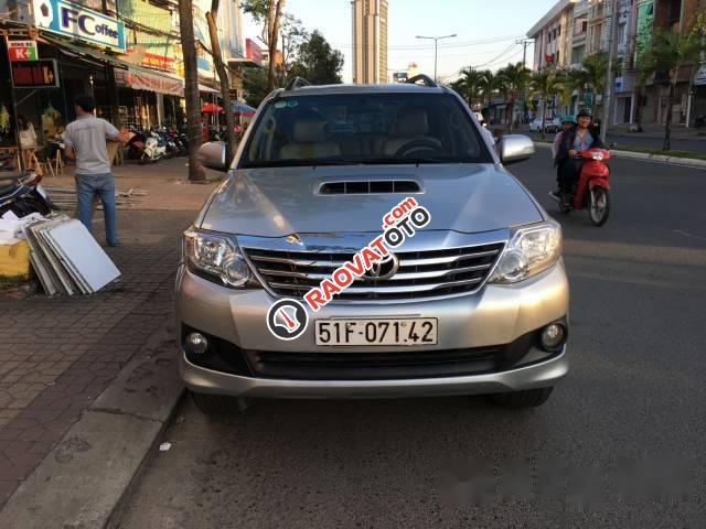 Cần bán lại xe Toyota Fortuner G đời 2015 số sàn-0