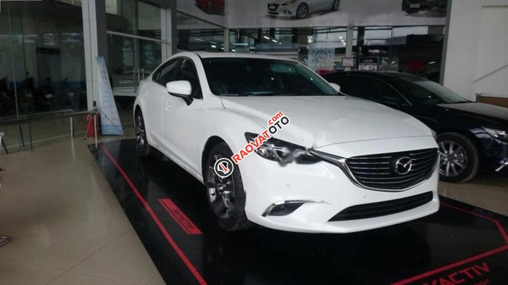 Bán xe Mazda 6 2.0L Premium đời 2017, màu trắng giá cạnh tranh-7