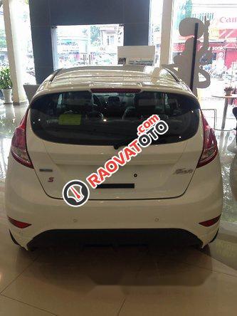 Cần bán Ford Fiesta Ecoboost 2017, màu trắng, 565tr-1