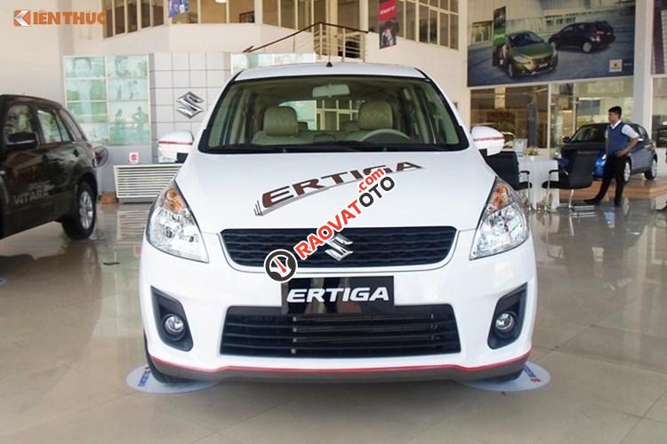 Bán xe Ertiga chỉ từ 132 tr có thể mang xe về- LH: 0911930588-0