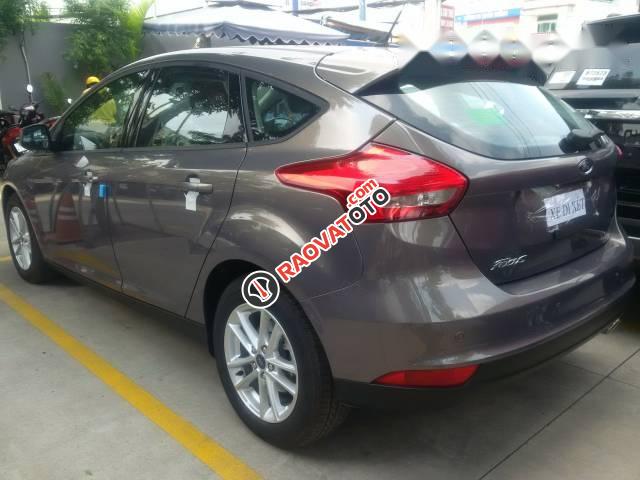 Cần bán Ford Focus 1.5 AT đời 2017, màu nâu, giá 620tr-3