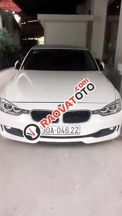 Bán BMW 3 Series 320i đời 2013, màu trắng, 820tr-3