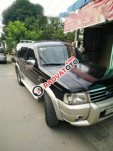 Cần bán gấp Ford Everest MT sản xuất 2005-2